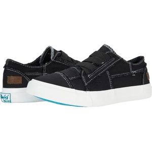 NWT Blowfish Marley Sneakers